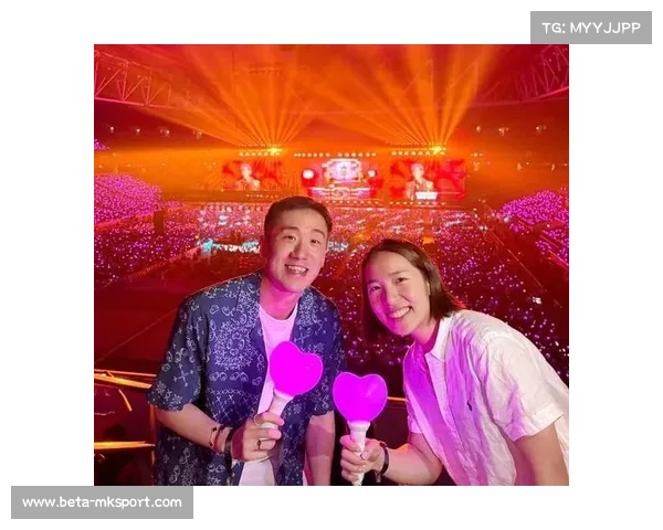 马林演唱会热舞互动 邓俊文杨雅婷同场追星周杰伦狂欢夜 马林演唱会热舞互动 邓俊文杨雅婷同场追星周杰伦狂欢夜